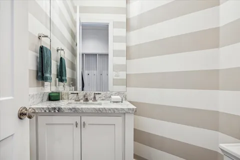 $6,500,000 | 2116 Looscan Lane, Houston, TX 77019