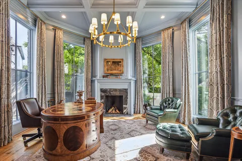 $6,500,000 | 2116 Looscan Lane, Houston, TX 77019