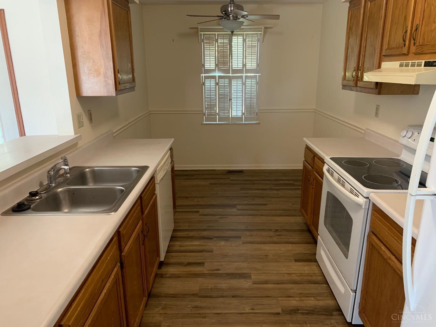 4729 Moore Road Middletown, OH 45042 - Photo 10 of 13 Gallery Image 10