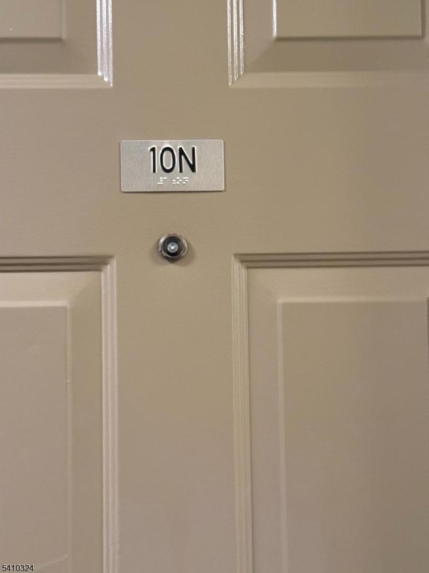 515 Trinity Place, Unit 1ON Westfield, NJ 07090 - Photo 4 of 19