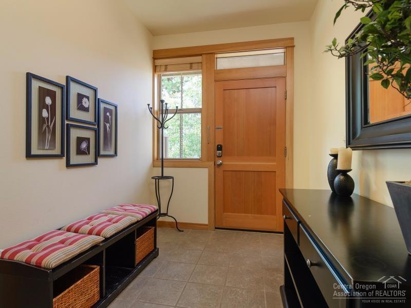 57100 Evergreen Loop Sunriver, OR 97707 - Photo 3 of 24 Additional Photo