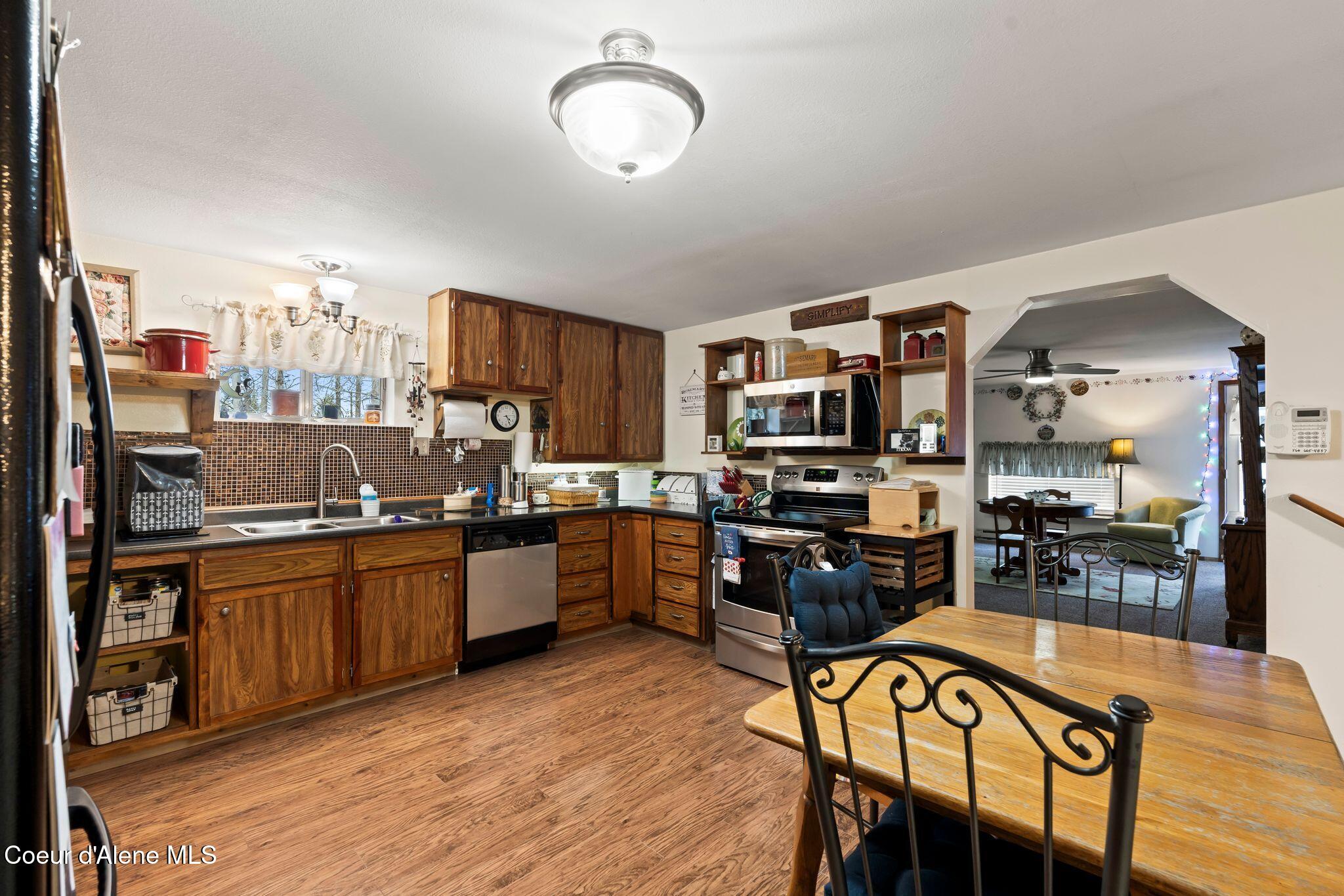 780 Selkirk Road Sandpoint, ID 83864 - Photo 20 of 57 2nd level looking toward sittin/dining