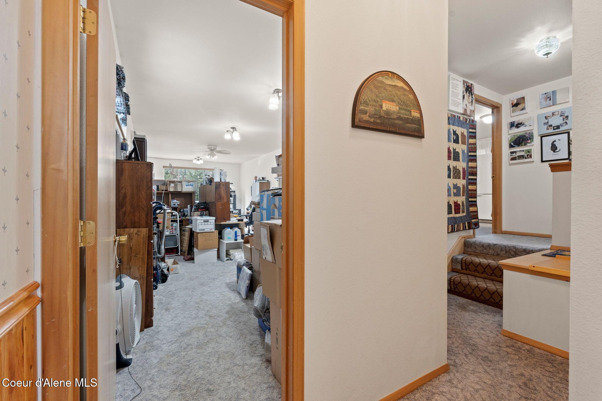 780 Selkirk Road Sandpoint, ID 83864 - Photo 32 of 57 2nd level large bedroom (no closet)