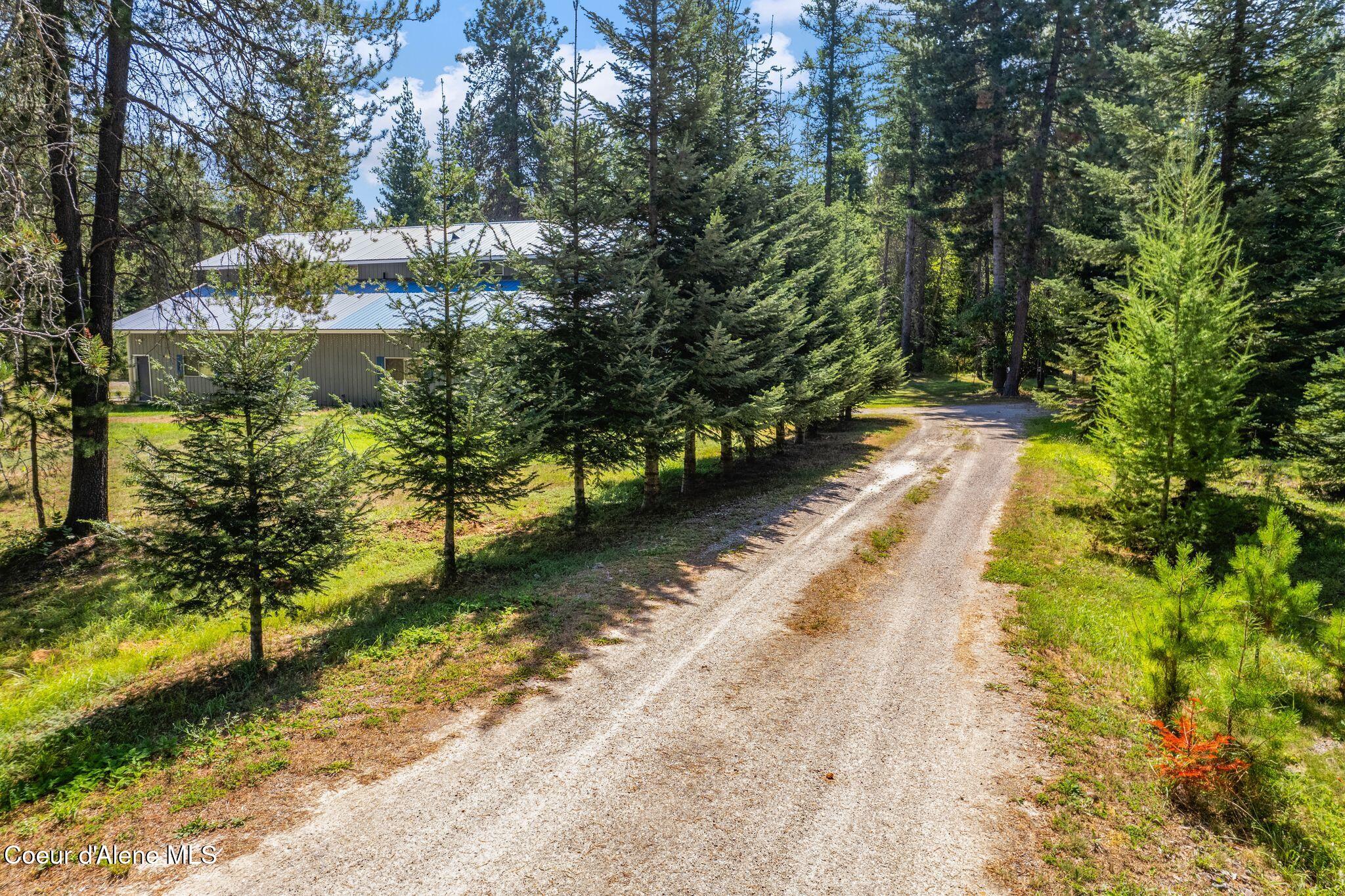 780 Selkirk Road Sandpoint, ID 83864 - Photo 41 of 57 Set back off the road