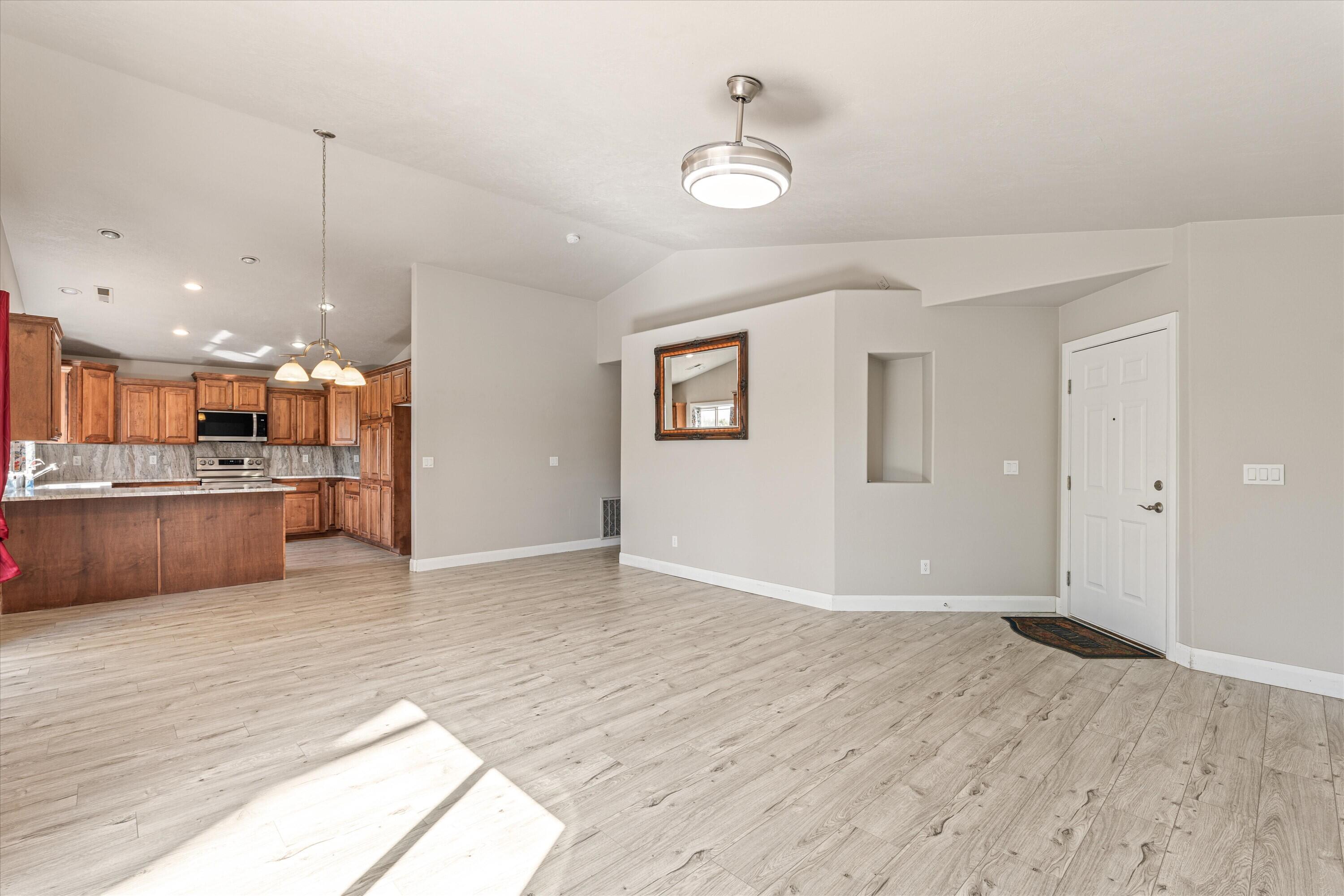 2721 East Riverside Drive, Unit 38 St. George, UT 84790 - Photo 10 of 47 Living Room