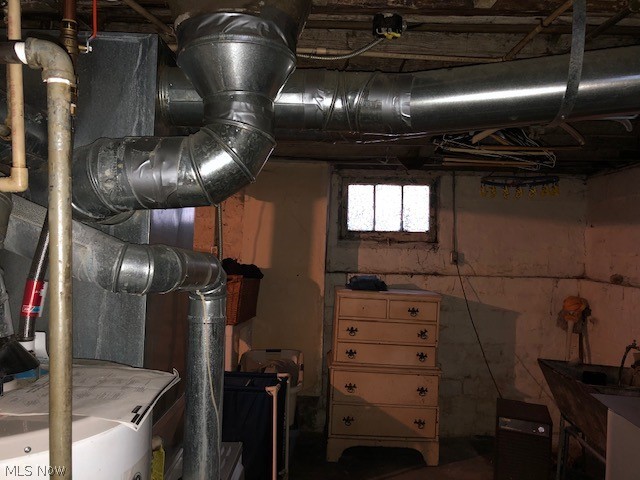 1384 Penhurst Road Cleveland, OH 44110 - Photo 21 of 24 Gallery Image 21