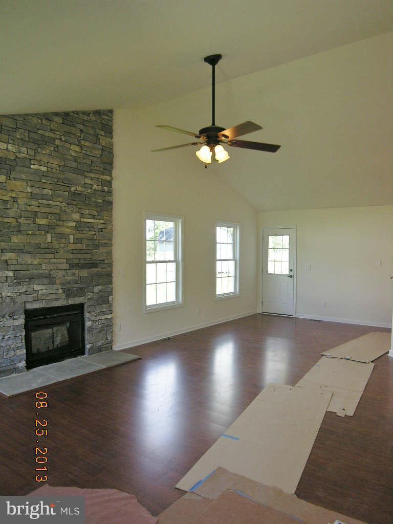 71 Dimension Road Inwood, WV 25428 - Photo 3 of 14 Living Room