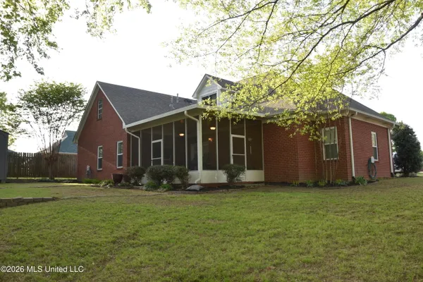 $370,000 | 925 Cedar Grove Parkway, Hernando, MS 38632