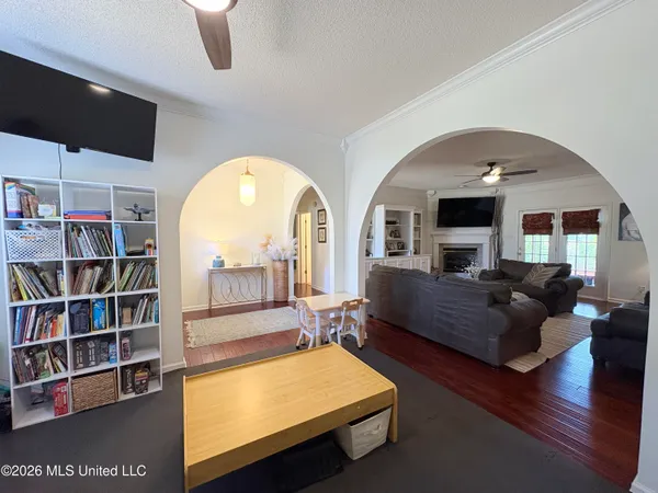 $370,000 | 925 Cedar Grove Parkway, Hernando, MS 38632