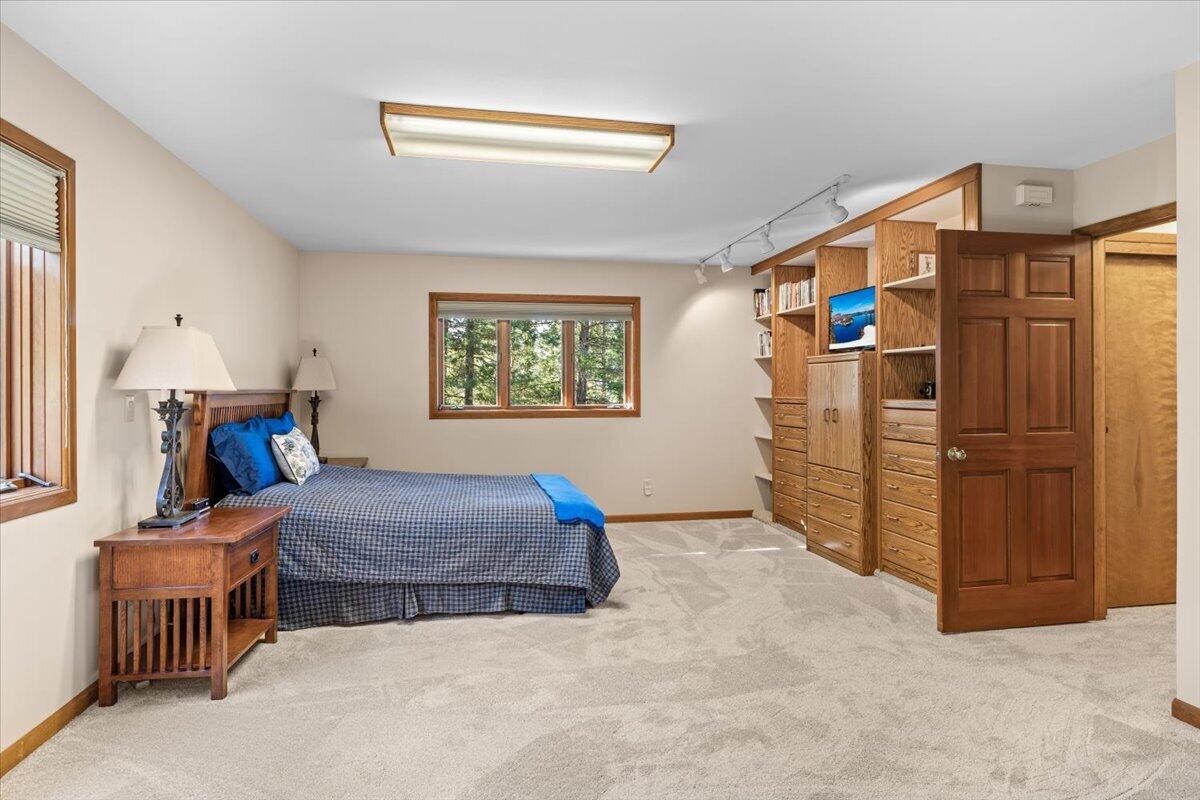 2267 Old Military Road Central Point, OR 97502 - Photo 18 of 39