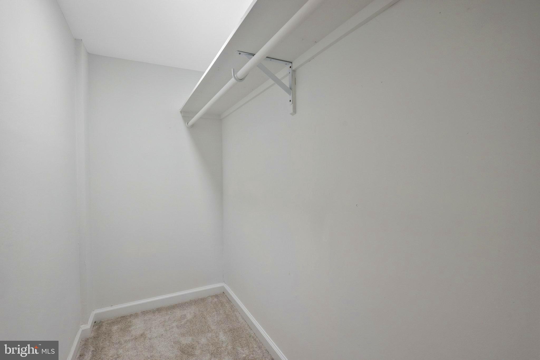 4409 Roundhill Road Alexandria, VA 22310 - Photo 37 of 55 Gallery Image 37
