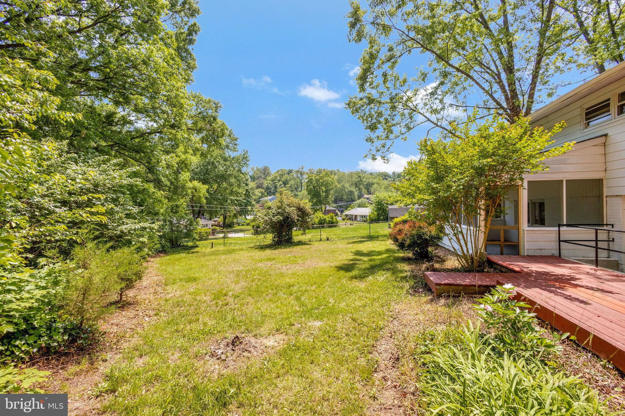 4409 Roundhill Road Alexandria, VA 22310 - Photo 47 of 55 Gallery Image 47