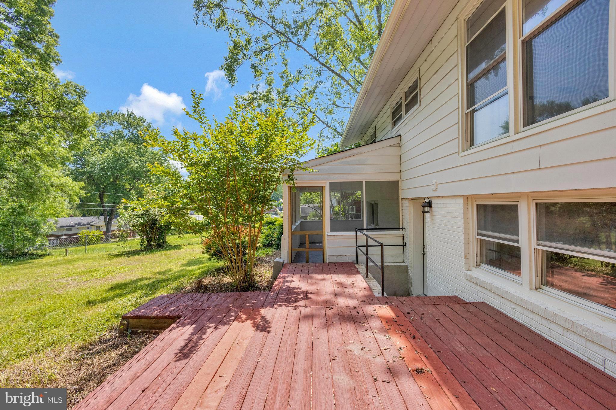 4409 Roundhill Road Alexandria, VA 22310 - Photo 53 of 55 Gallery Image 53