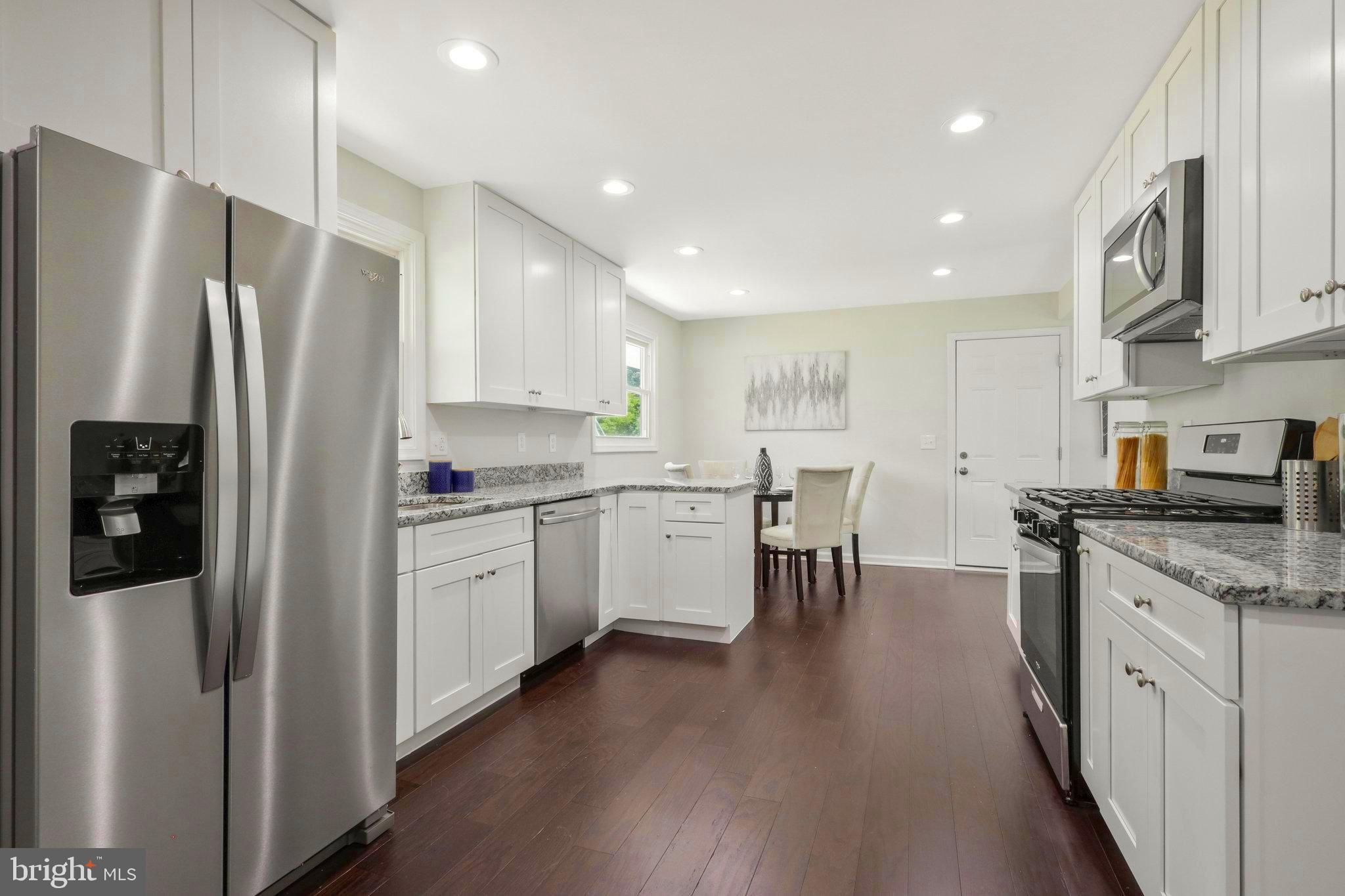 4409 Roundhill Road Alexandria, VA 22310 - Photo 8 of 55 Gallery Image 8