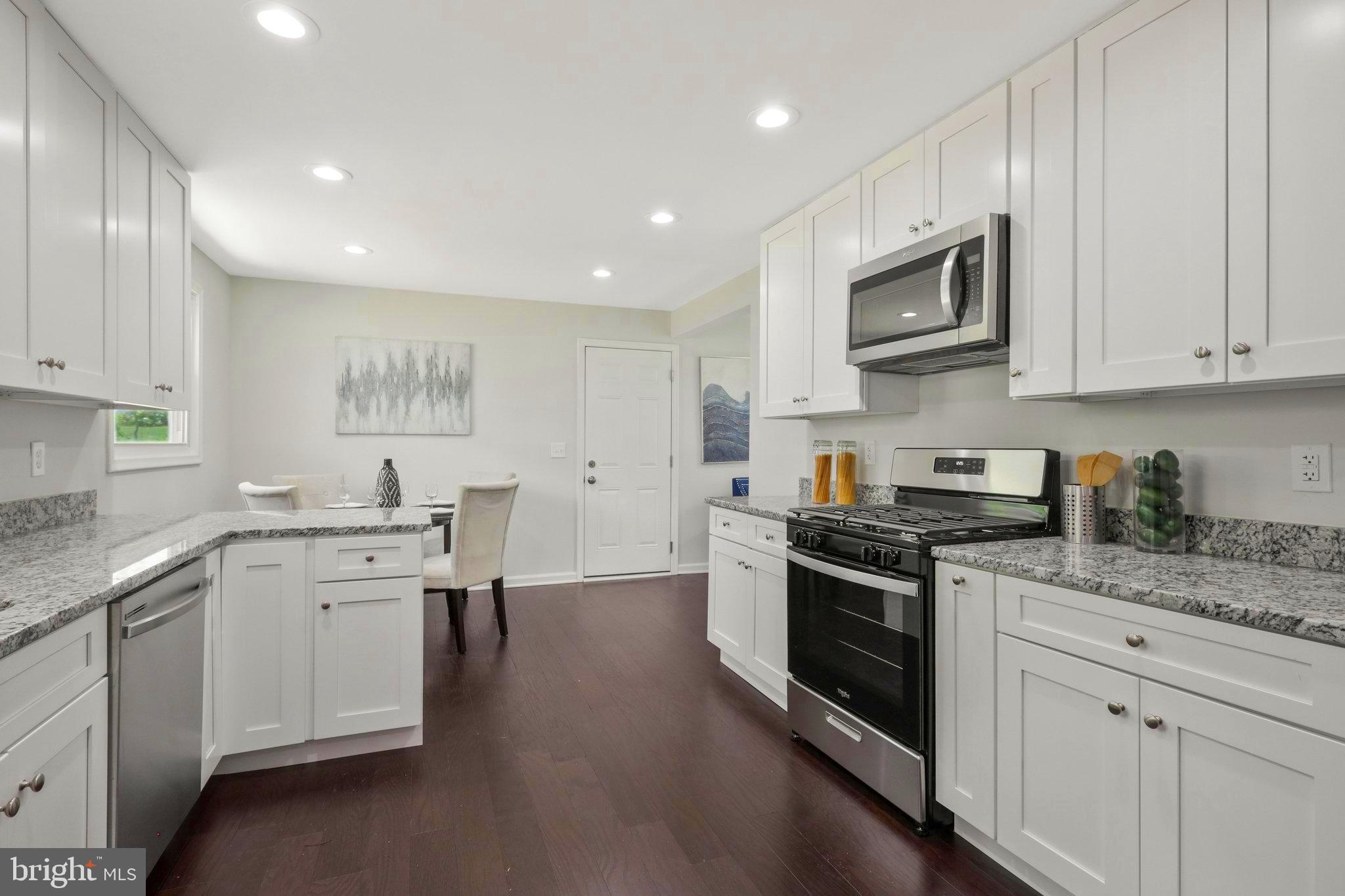 4409 Roundhill Road Alexandria, VA 22310 - Photo 9 of 55 Gallery Image 9