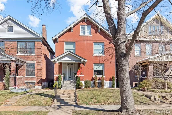 $735,000 | 6117 Westminster Place, St. Louis, MO 63112