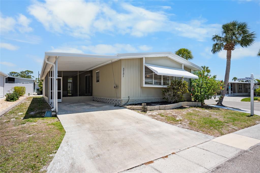5751 Hyacinth Road Venice, FL 34293 - Photo 29 of 44