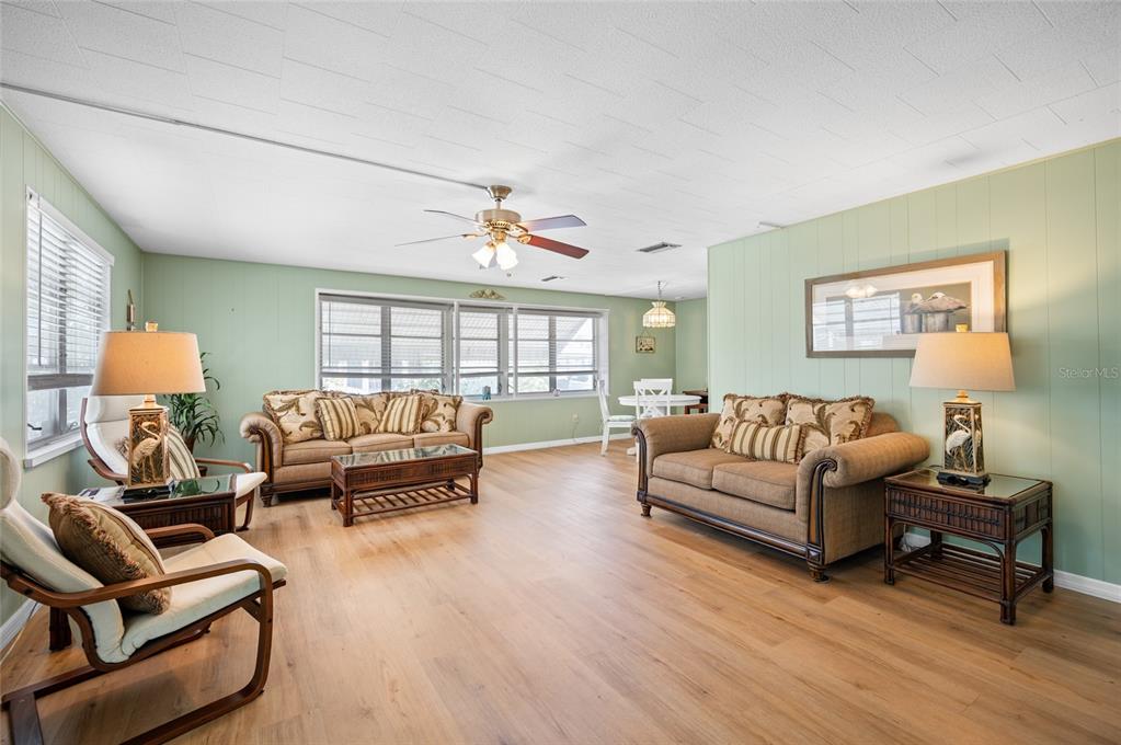 5751 Hyacinth Road Venice, FL 34293 - Photo 10 of 44