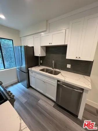 $4,100 | 11725 Darlington Avenue, Unit 2, Los Angeles, CA 90049