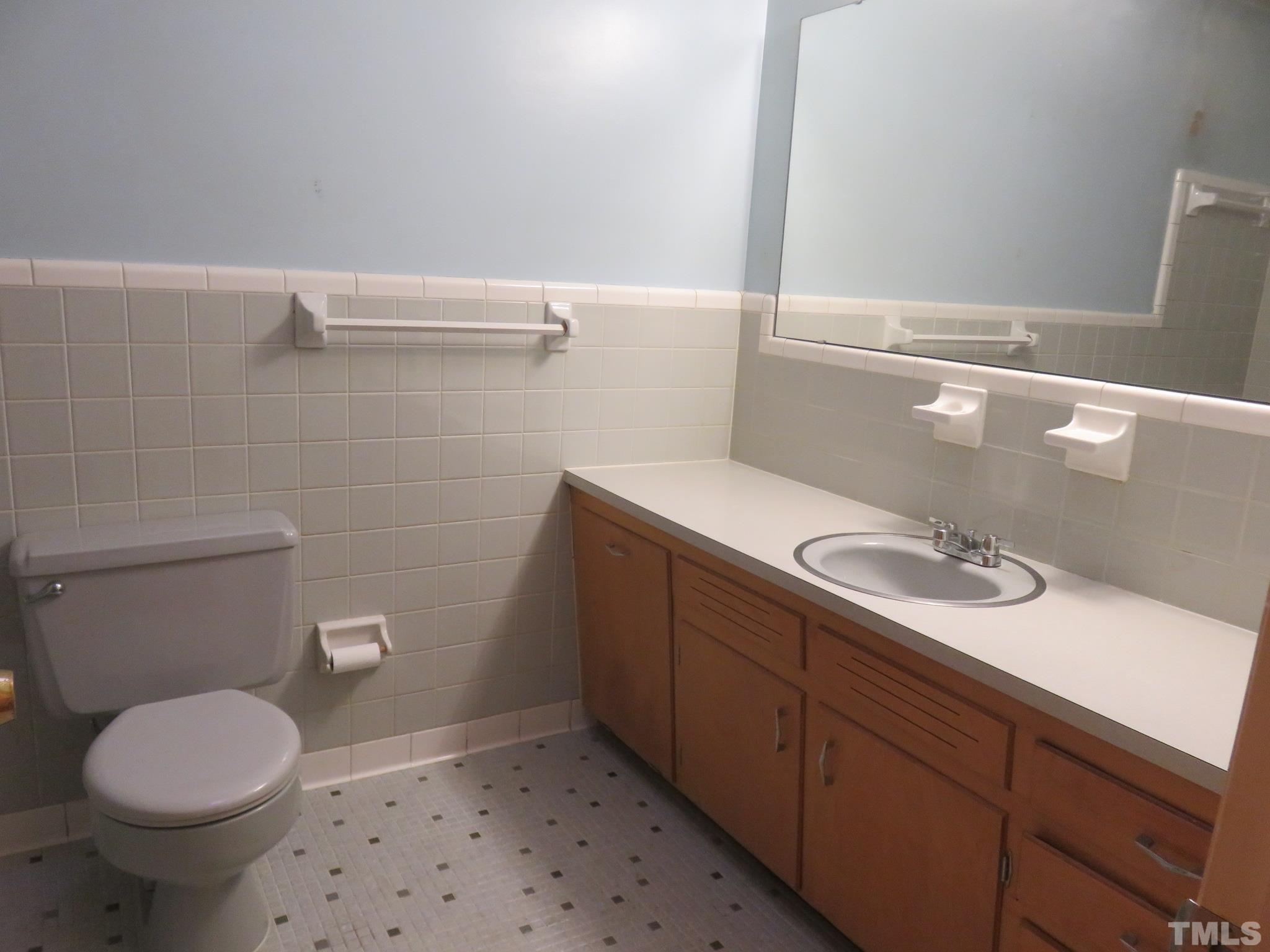 5804 Deblyn Avenue Raleigh, NC 27612 - Photo 25 of 31 Gallery Image 25