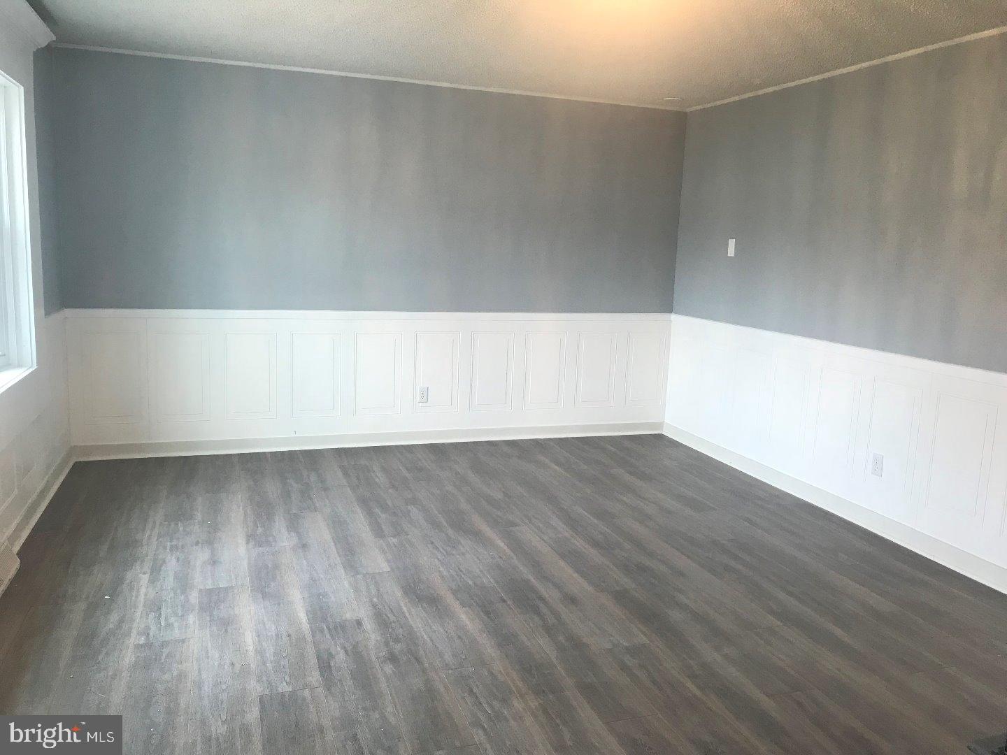7421 Wyndam Road Pennsauken, NJ 08109 - Photo 4 of 14 Living Room