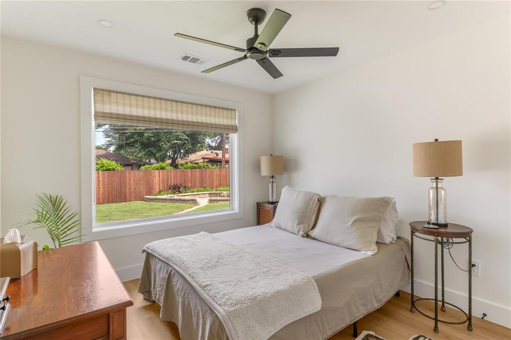 7322 Hunnicut Road Dallas, TX 75227 - Photo 16 of 25 Gallery Image 16