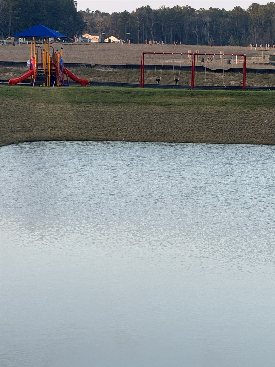 10465 Sugar Mill Drive Conroe, TX 77306 - Photo 28 of 29 an aerial view of a yard