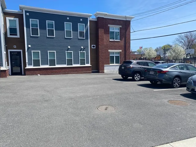 $2,600 | 92 Sagamore Street, Unit 202, Quincy, MA 02171