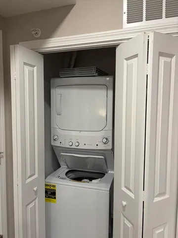 $2,600 | 92 Sagamore Street, Unit 202, Quincy, MA 02171