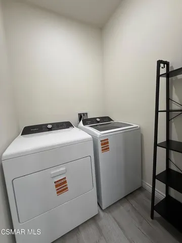 a view of a back yard of the house