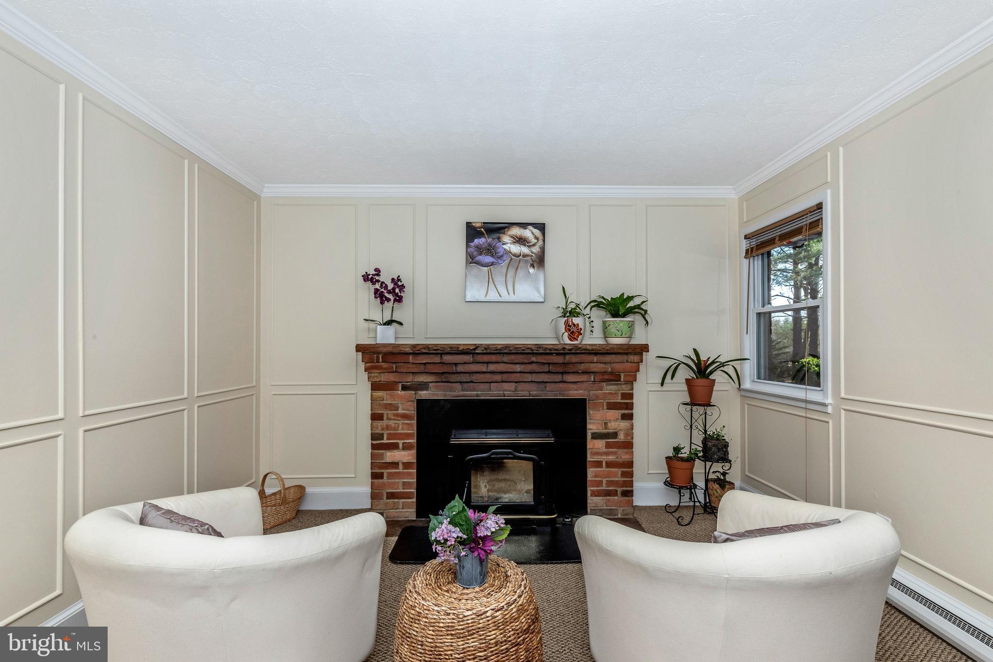 12150 Fingerboard Road Monrovia, MD 21770 - Photo 17 of 56 Cozy den