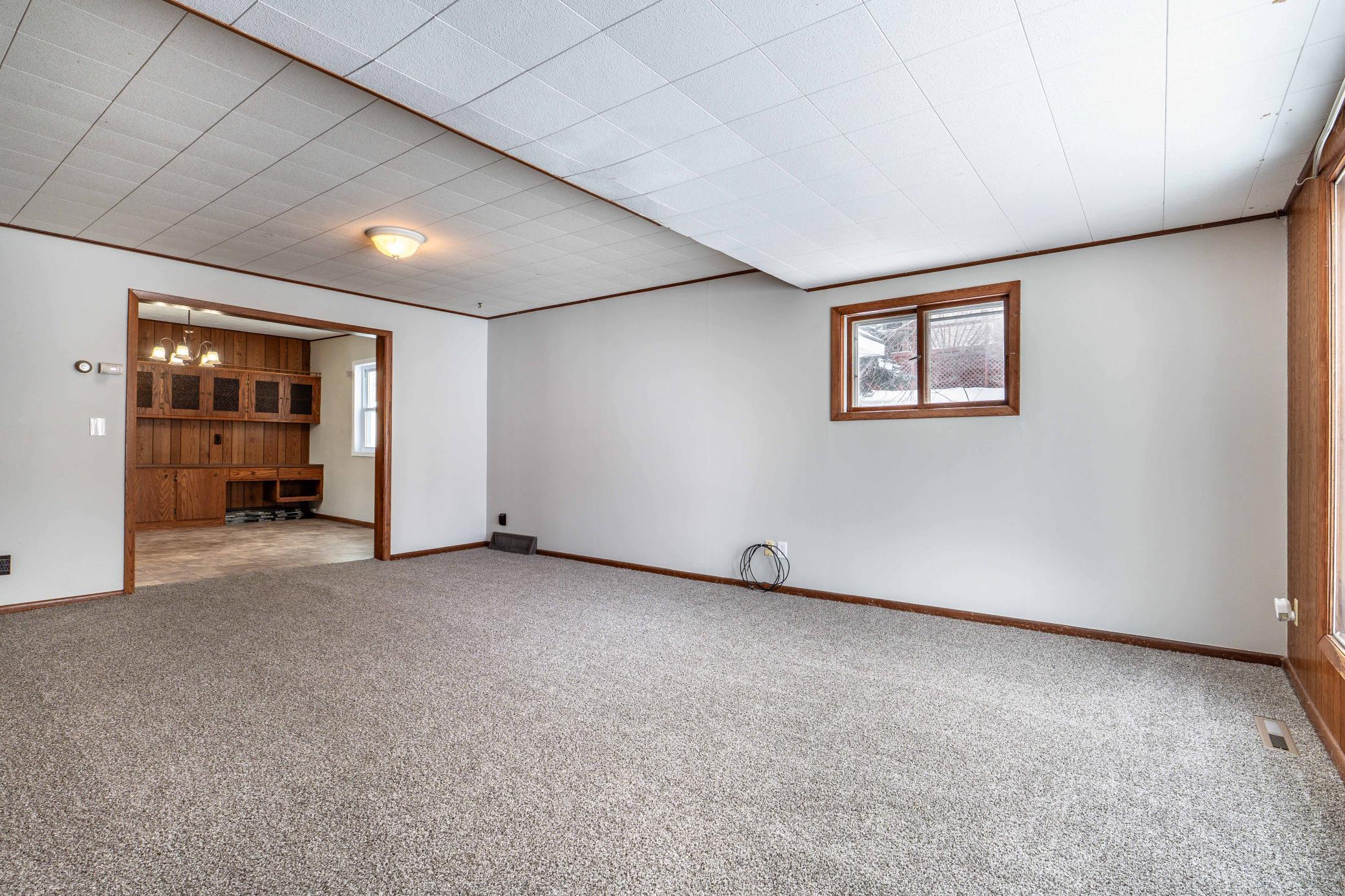 313 3rd Street Southeast Pelican Rapids, MN 56572 - Photo 11 of 41