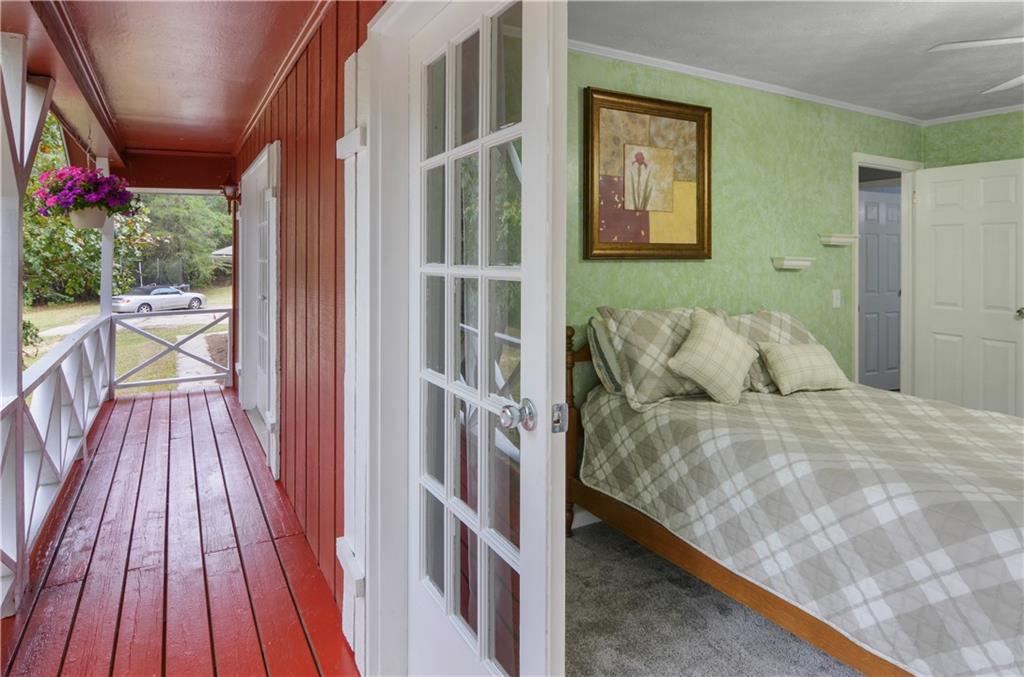 3243 Highway 184 Toccoa, GA 30577 - Photo 27 of 33 a view of entryway with wooden floor