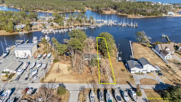 $269,000 | 1210 Neuse Drive, Oriental, NC 28571