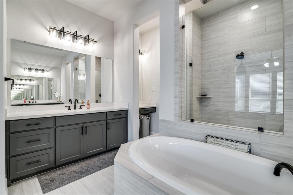 1614 Ripasso Way McLendon-Chisholm, TX 75032 - Photo 25 of 37 A perfect place to get ready for the day!