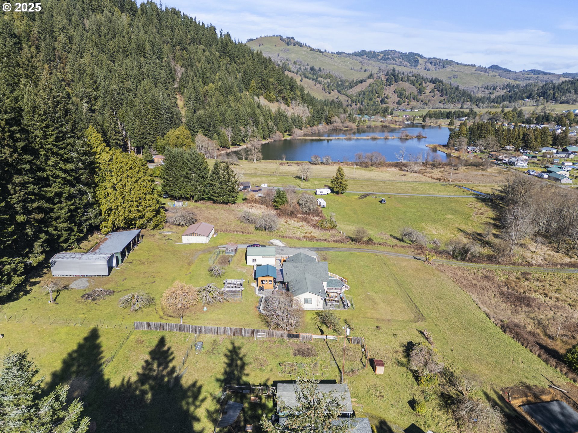 889 H Avenue Powers, OR 97466 - Photo 37 of 41