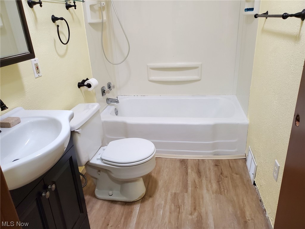 3028 Dickenson Road Ashtabula, OH 44004 - Photo 19 of 23