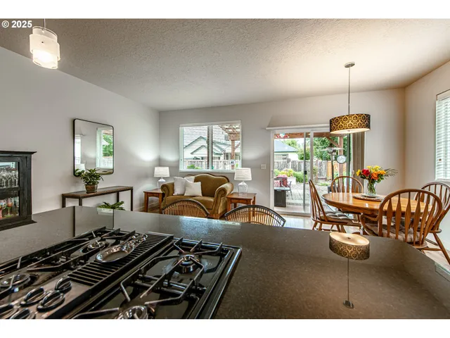 $639,000 | 2591 16th Street, Springfield, OR 97477