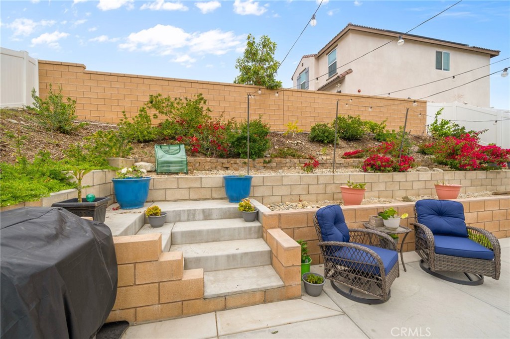 380 Havasu Way Rialto, CA 92377 - Photo 30 of 52