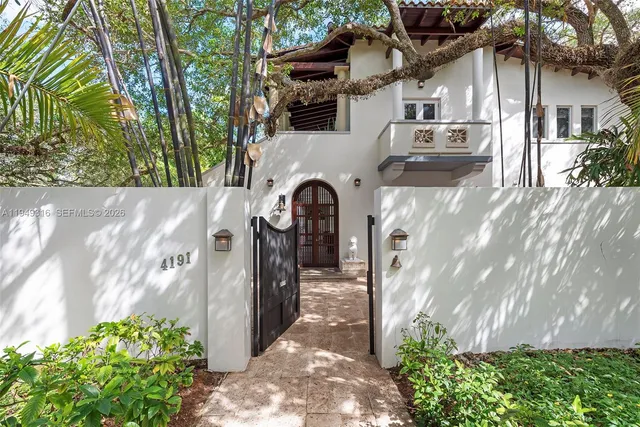 $5,900,000 | 4191 Lybyer Avenue, Miami, FL 33133
