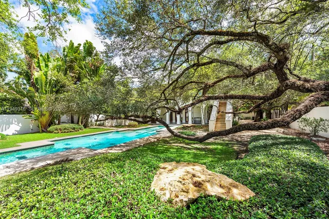 $5,900,000 | 4191 Lybyer Avenue, Miami, FL 33133