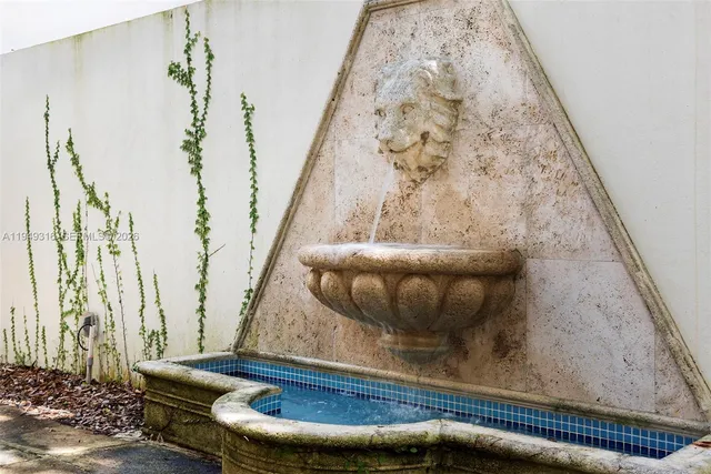 $5,900,000 | 4191 Lybyer Avenue, Miami, FL 33133