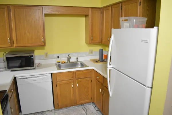 $179,995 | 16 Smithwheel Road, Unit 8, Old Orchard Beach, ME 04064