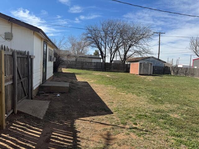 1040 West Dickens Street Slaton, TX 79364 - Photo 17 of 22 IMG_3546