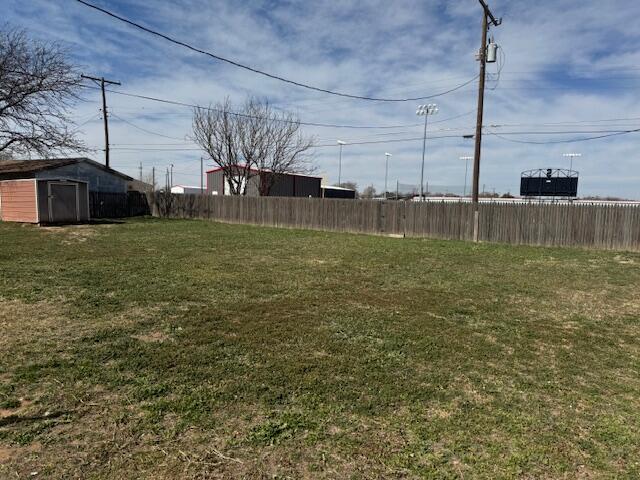 1040 West Dickens Street Slaton, TX 79364 - Photo 18 of 22 IMG_3547