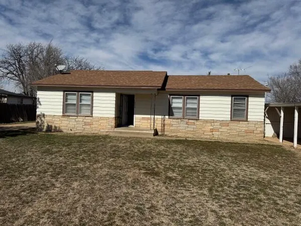 $100,000 | 1040 West Dickens Street, Slaton, TX 79364