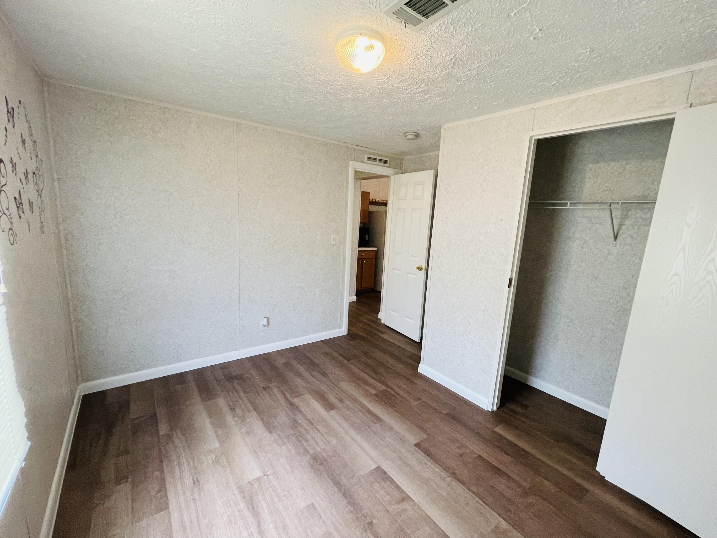 1103 Lemon Street Okeechobee, FL 34974 - Photo 8 of 15 IMG_7299