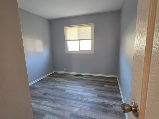 $147,500 | 15246 Calitonia Drive, Markham, IL 60428