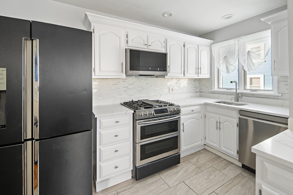 40 Buffum Street, Unit 2 Salem, MA 01970 - Photo 17 of 24