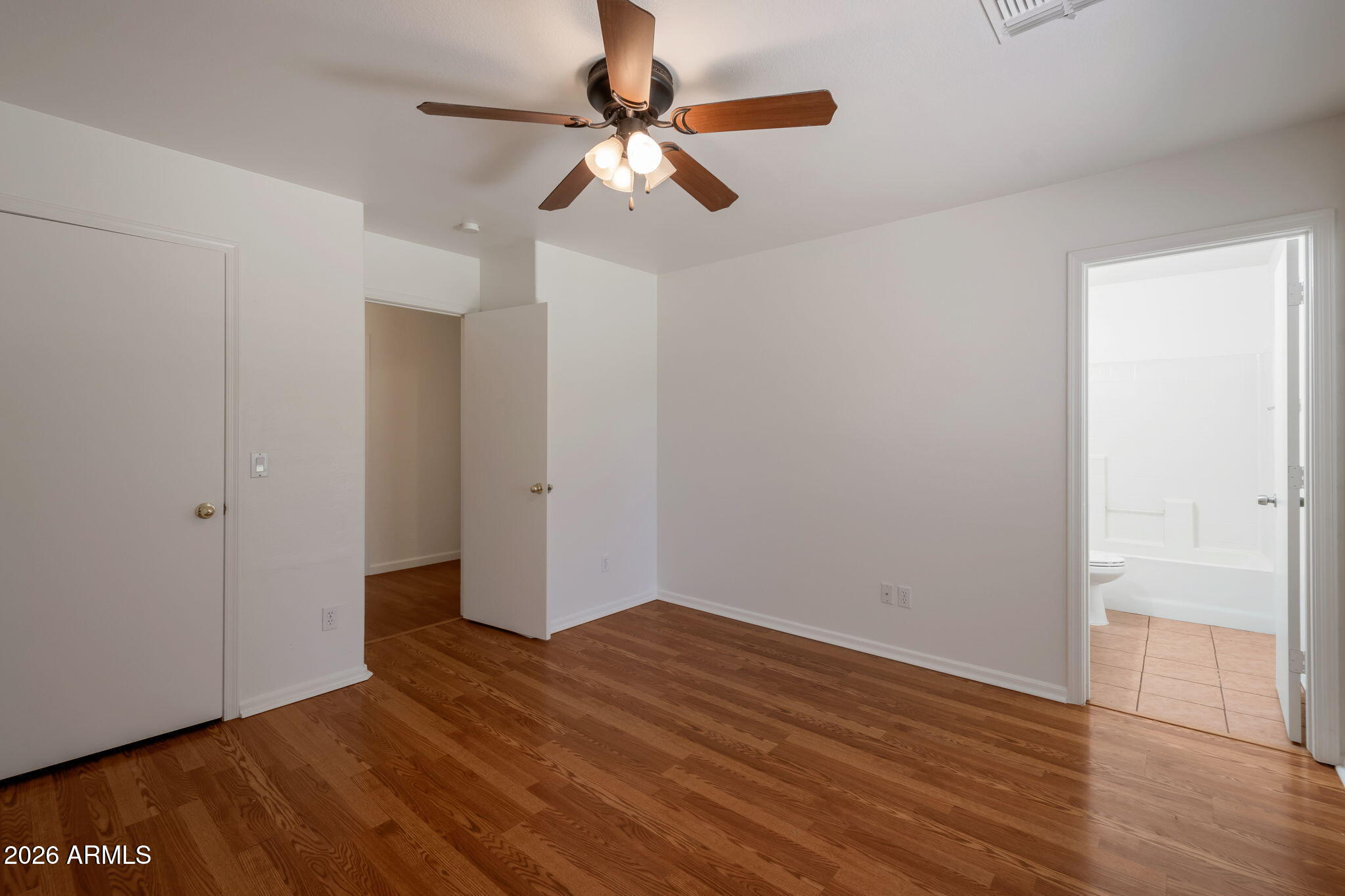 1745 East Cheyenne Street Gilbert, AZ 85296 - Photo 9 of 15 primary suite